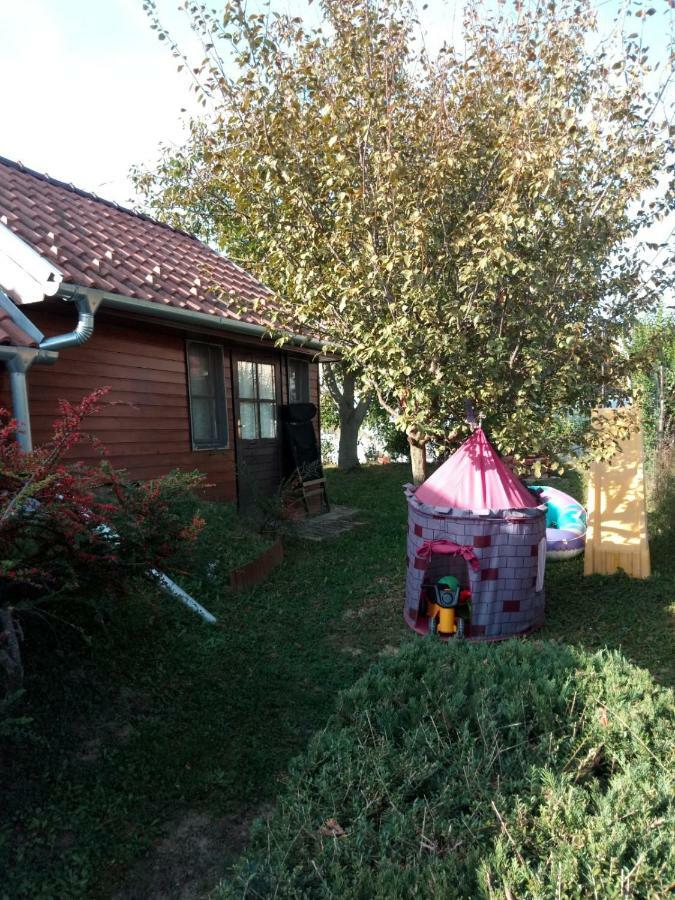 Karos Central Apartmanhaz Zalakaros Eksteriør bilde